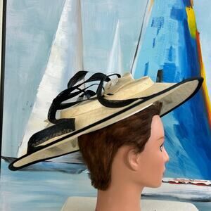Something Special 100% sinamay Large fascinator hat